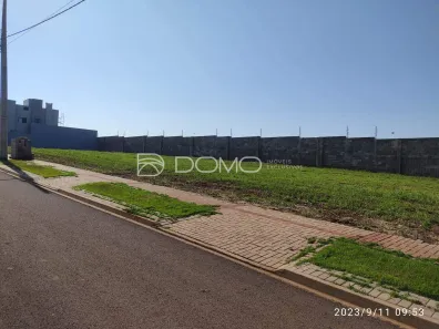 Lote/Terreno à venda, 200m² no Vista Linda, Cascavel