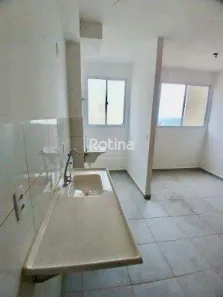 Apartamento com 2 Quartos à venda, 42m² no Jardim Karaíba, Uberlândia