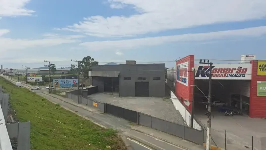Galpão/Depósito/Armazém para alugar, 2000m² no Nossa Senhora das Graças, Navegantes
