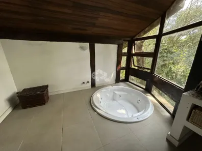 Casa com 7 Quartos à venda, 600m² no Espírito Santo, Porto Alegre