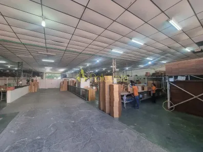 Galpão/Depósito/Armazém à venda, 245m² no São Roque, Aparecida