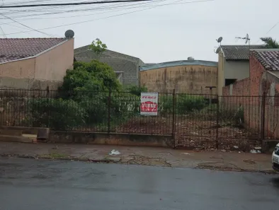 Lote/Terreno à venda, 330m² no Parque Residencial Joaquim Toledo Piza, Londrina