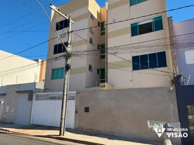 Apartamento com 2 Quartos à venda, 54m² no Olinda, Uberaba