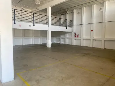 Galpão/Depósito/Armazém para alugar, 300m² no Residencial Estoril, Taubaté