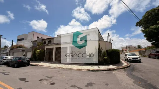 Casa com 5 Quartos à venda, 445m² no Parque Manibura, Fortaleza