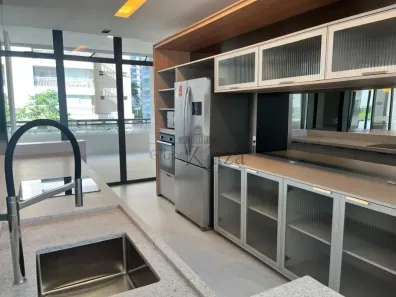 Apartamento com 2 Quartos para alugar, 70m² no Condomínio Royal Park, São José dos Campos
