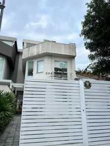 Casa com 4 Quartos à venda, 210m² no Maravista, Niterói