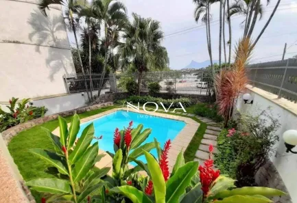 Casa com 4 Quartos à venda, 300m² no Boa Viagem, Niterói