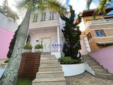Casa de Condomínio com 3 Quartos para venda ou aluguel, 335m² no Jardim Monte Alegre, Taboão da Serra