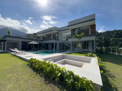 Casa com 6 Quartos à venda, 1190m² no Frade (Cunhambebe), Angra dos Reis