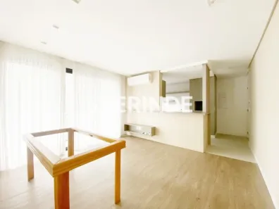 Apartamento com 2 Quartos para alugar, 75m² no Menino Deus, Porto Alegre