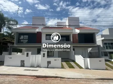 Casa com 3 Quartos à venda, 176m² no Campeche, Florianópolis