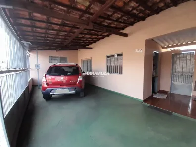 Casa com 3 Quartos à venda, 558m² no Fabrício, Uberaba