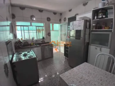 Casa com 6 Quartos à venda, 270m² no Jardim Moreira, Guarulhos