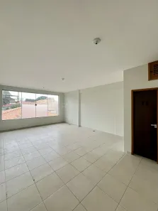 Prédio Comercial para alugar, 36m² no Zona 05, Maringá