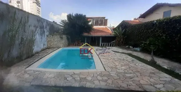 Sobrado com 3 Quartos à venda, 430m² no Vila São José, Taubaté