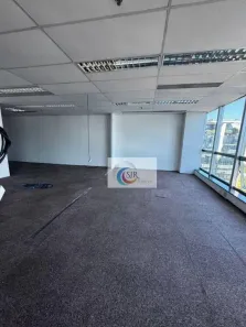 Sala Comercial para alugar, 106m² no Vila Olímpia, São Paulo