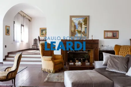 Casa com 5 Quartos à venda, 600m² no Jardim Guedala, São Paulo