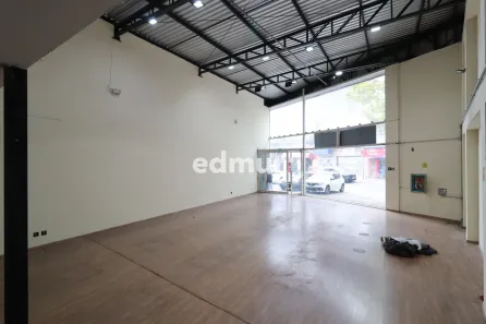 Ponto Comercial para alugar, 203m² no Vila Assunção, Santo André