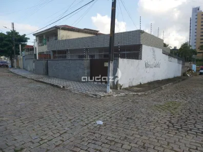 Casa com 3 Quartos à venda, 230m² no Barro Vermelho, Natal