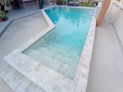 Casa de Condomínio com 3 Quartos à venda, 300m² no Adrianópolis, Manaus