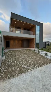 Casa de Condomínio com 4 Quartos à venda, 233m² no Cidade Alpha, Eusébio