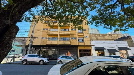 Apartamento com 2 Quartos para alugar, 88m² no Centro, Pelotas