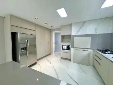 Apartamento com 3 Quartos para alugar, 200m² no Bom Retiro, Blumenau