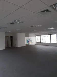 Sala Comercial para alugar, 93m² no Indianópolis, São Paulo