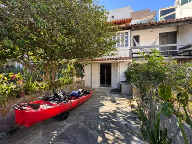 Casa de Condomínio com 3 Quartos à venda, 130m² no Praia dos Anjos, Arraial do Cabo