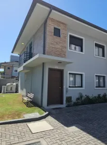 Casa de Condomínio com 2 Quartos à venda, 88m² no Cachoeira do Bom Jesus, Florianópolis