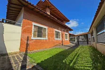 Casa com 5 Quartos à venda, 288m² no Centro, Peruíbe