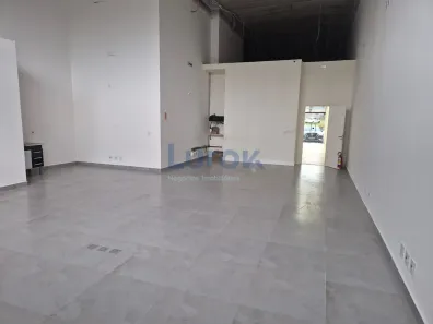Sala Comercial para alugar, 135m² no Jardim Paiquerê, Valinhos