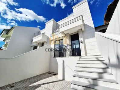 Sobrado com 3 Quartos à venda, 136m² no Estância Velha, Canoas