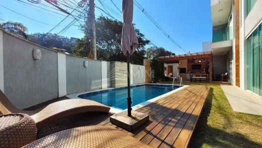 Casa com 3 Quartos à venda, 230m² no Camboinhas, Niterói