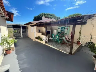 Casa com 5 Quartos à venda, 265m² no Fabrício, Uberaba
