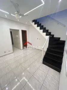 Casa de Condomínio com 2 Quartos à venda, 75m² no Vila Voturua, São Vicente