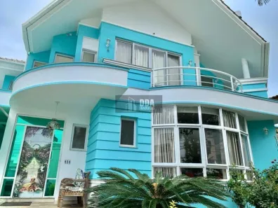 Casa com 3 Quartos à venda, 450m² no Jurerê, Florianópolis