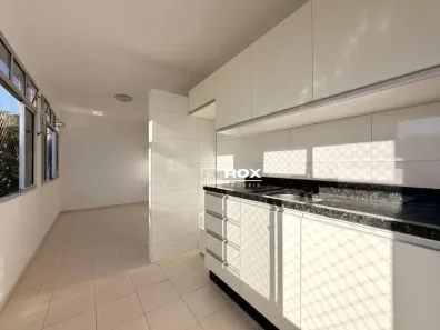 Apartamento com 2 Quartos para alugar, 29m² no Água Verde, Curitiba
