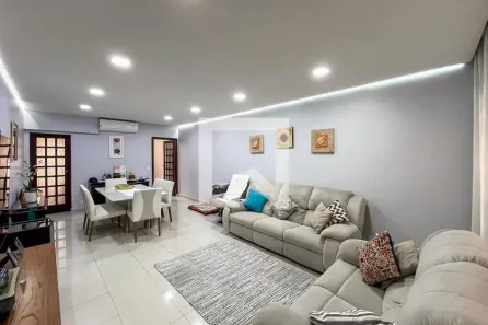 Casa com 3 Quartos à venda, 300m² no Vila Moinho Velho, São Paulo