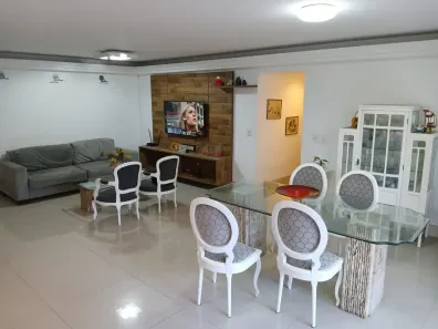 Apartamento com 5 Quartos à venda, 200m² no Pituba, Salvador