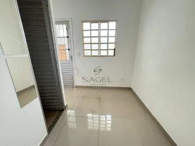 Casa com 1 Quarto para alugar, 12m² no Prado, Belo Horizonte