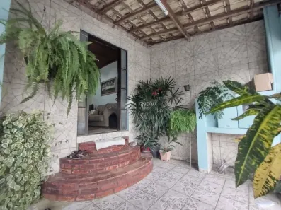 Casa com 3 Quartos à venda, 250m² no Parque Turiguara, Cotia