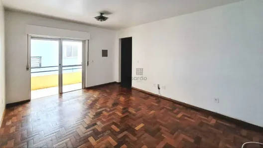 Apartamento com 2 Quartos para alugar, 70m² no Duque de Caxias, Santa Maria