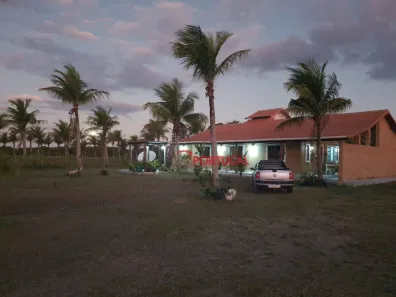 Casa com 2 Quartos à venda, 28000m² no Zona Rural, Quissamã