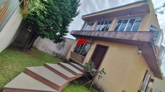 Sobrado com 7 Quartos à venda, 350m² no Capão Raso, Curitiba