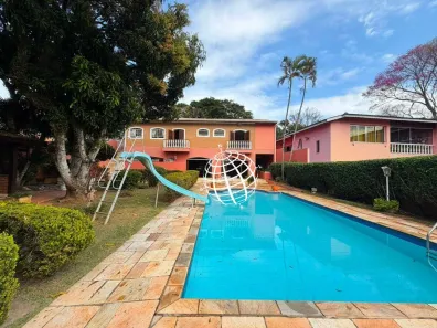 Casa com 3 Quartos à venda, 400m² no Vila Santista, Atibaia