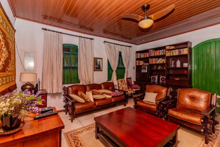 Casa com 3 Quartos à venda, 120m² no Centro, Balneário Camboriú