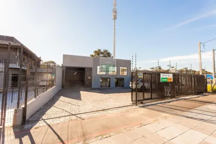 Galpão/Depósito/Armazém com 1 Quarto para alugar, 410m² no Uberaba, Curitiba