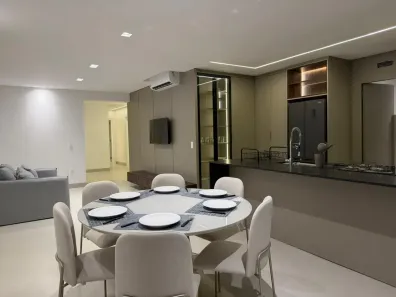 Apartamento com 3 Quartos para alugar, 118m² no Centro, Balneário Camboriú